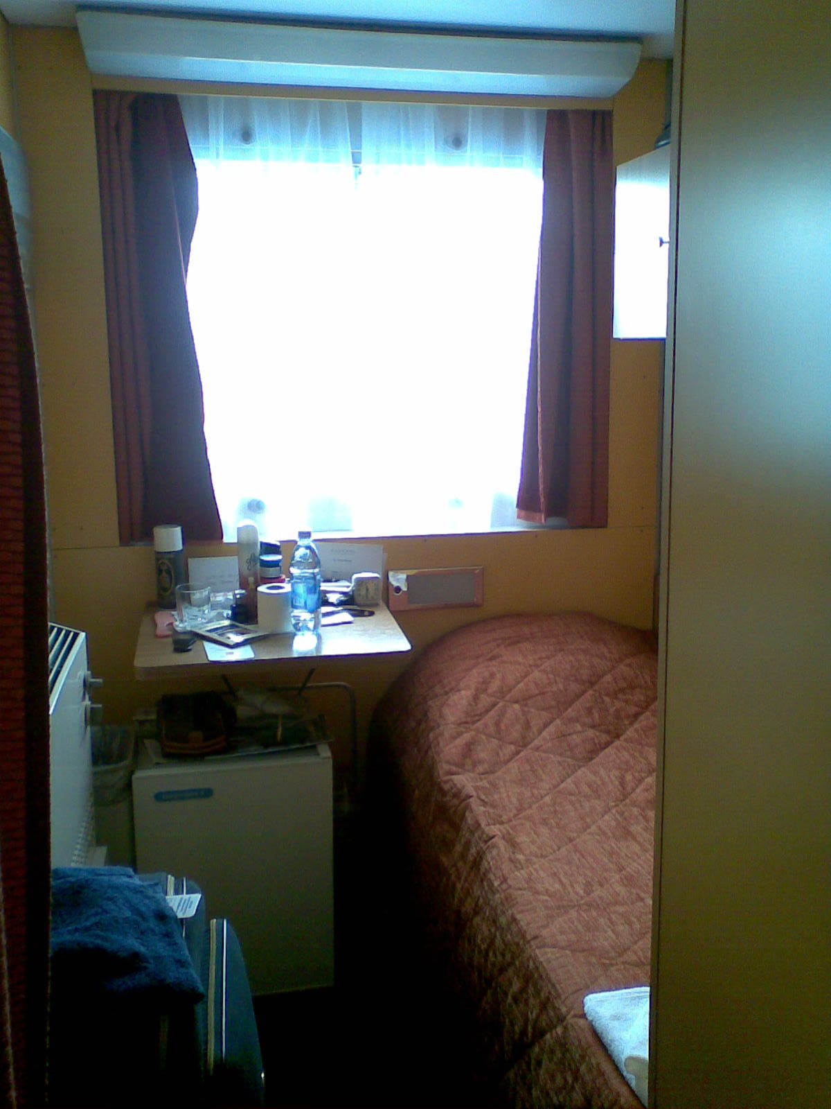 MS Chernyshevsky single-cabin_20526345082_o.jpg